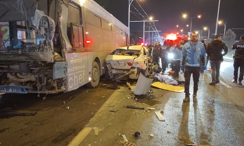 Kavşakta Kâbus Gibi Dakikalar: Hayatını Kaybedenler Var