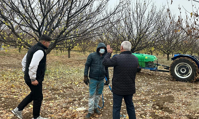 Kayısıda Sonbahar Mücadelesi Üreticilere Anlatıldı