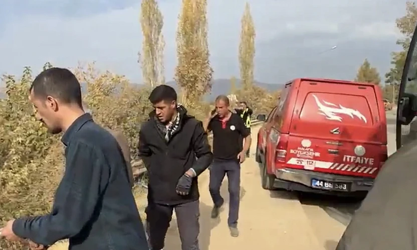 Kontrolden Çıkan Minibüs Takla Attı: 3 Kişi Yaralı