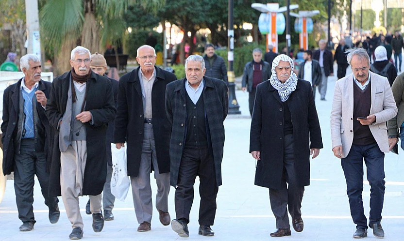 'Maaşlar eridi, alım gücü düştü'