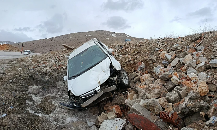 Malatya–Adıyaman Yolunda Trafik Kazası: 5 Yaralı