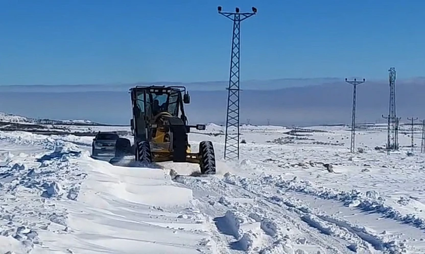 Malatya Büyükşehir Belediyesi Kar Mesaisine devam ediyor