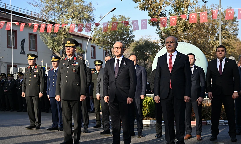 Malatya'da 10 Kasım Coşkusu ve Hüznü Bir Arada Yaşandı