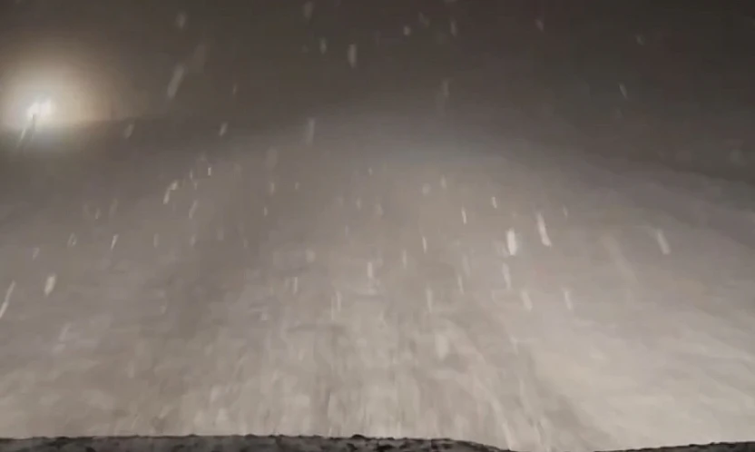 Malatya'da Kar Alarmı: Ekipler Yol Açma Çalışmalarını Sürdürüyor