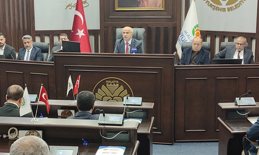 Malatya'da Kış Tedbirleri: 12 Bin 768 Kilometrelik Yol Ağı İçin Yoğun Hazırlık