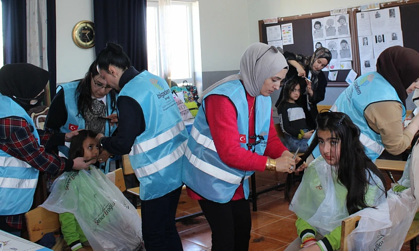 Malatya Küllerinden Doğuyor: Kuaförlük Kursu ile İstihdama Destek