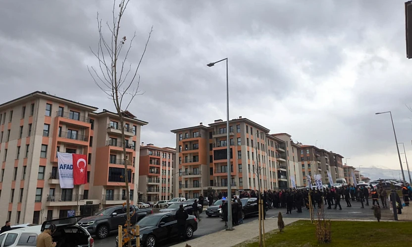 Malatya Valisi Yavuz'dan çağrı: Artık Malatya'ya dönün!