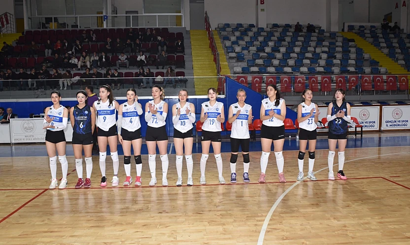Malatya Voleybol Kulübünden Geri Dönüş Galibiyeti