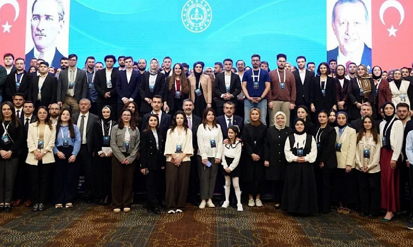 MEB'den 811 öğrenciye 45 ülkede burs sağlanacak
