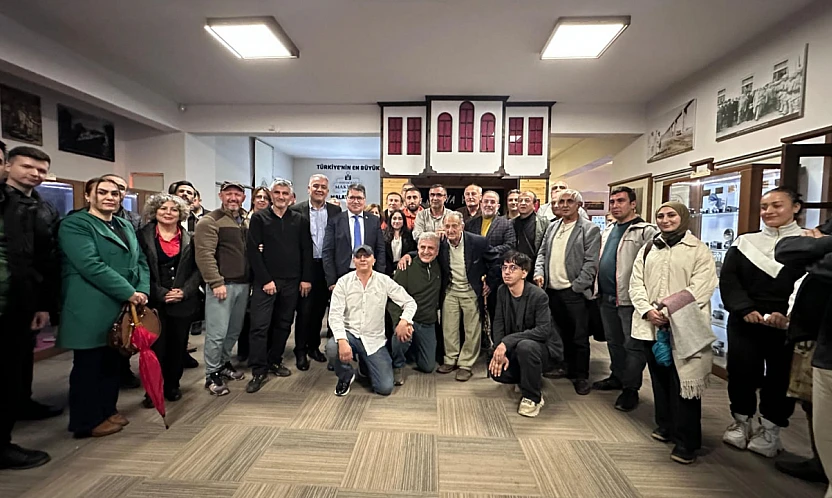 Medya ve Propaganda Üzerine Çarpıcı Tespitler: Kozluklu Malatya'da Konuştu