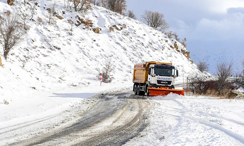 Merkez ve kırsalda hummalı çalışma