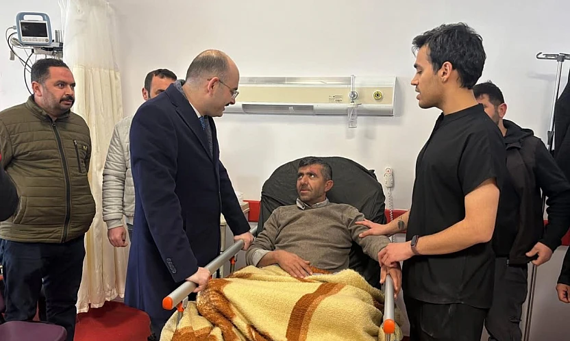 Muhtar Ali Sarıbaş Trafik Kazasında Yaralandı