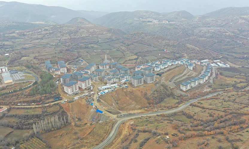 Pütürge'de Yatırım Atağı: Hastane, Konut ve Yol Projeleri Hız Kesmeden Devam Ediyor