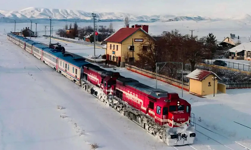 Turistik Doğu Ekspresi yeniden yollarda