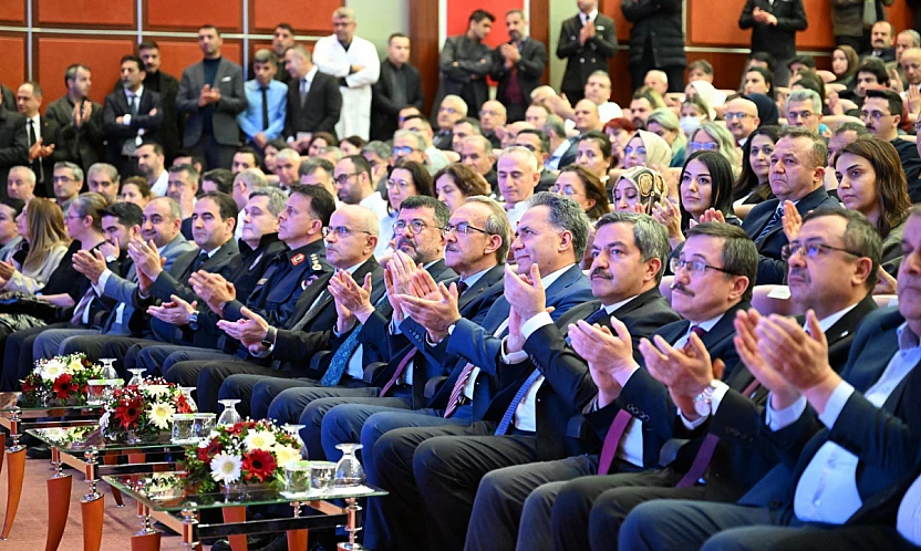 Vali Yavuz: 'Malatya'yı Bilim ve Sağlıkta Cazibe Merkezi Yapıyoruz'