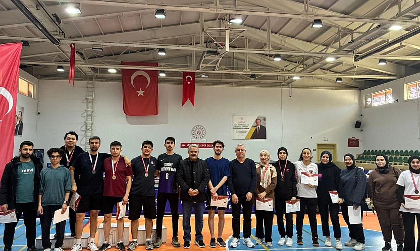 Yakınca Spor Salonu'nda Rekabet Dolu İki Gün