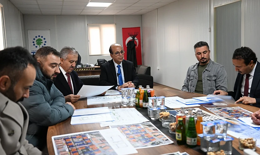 Yeşilyurt Belediye Başkanı İlhan Geçit' ten yeni yıl mesajı