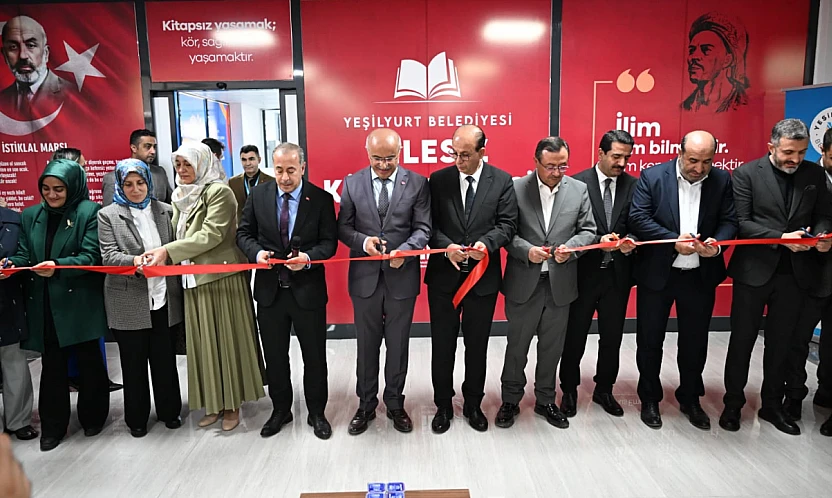 Yeşilyurt Belediyesi'nden Gençlere Modern Kütüphane