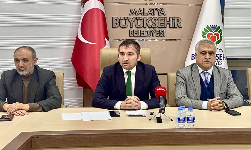 Yeşilyurtspor'da Transfer Fırtınası: Yeni İsimler Tanıtıldı