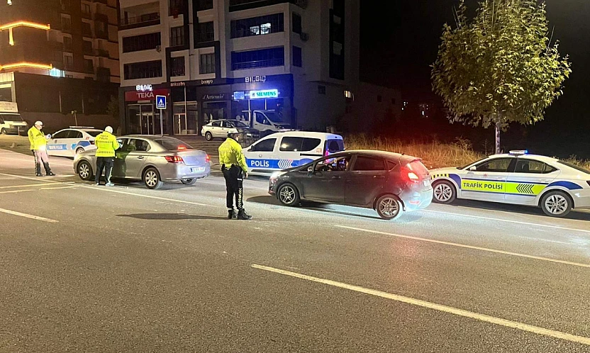 Yüzakı Caddesi'nde Asayiş ve Trafik Denetimi